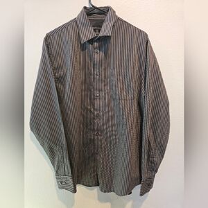 Van Heusen Button Up Long sleeve Shirt Medium